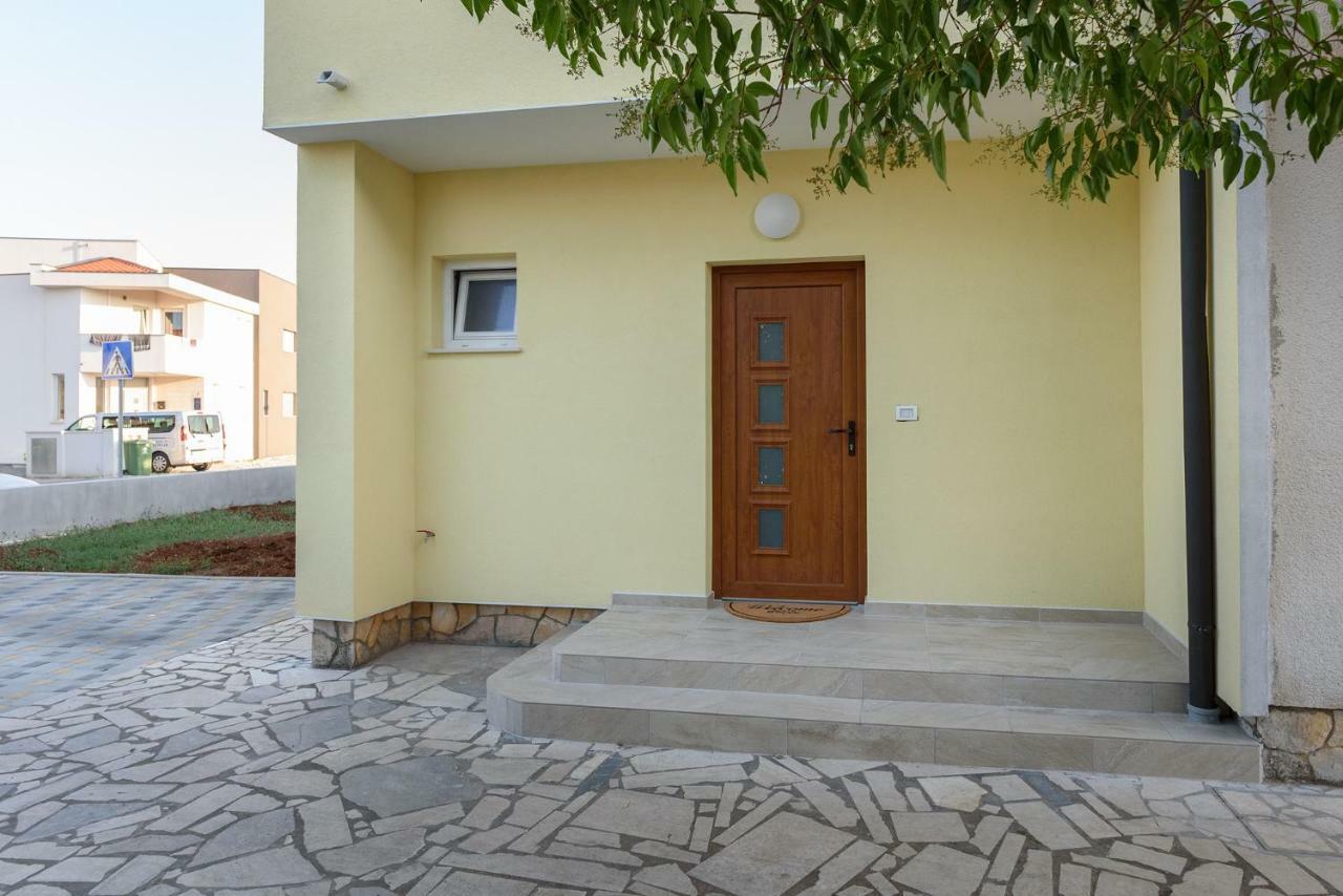 Apartment Perusko Пула Экстерьер фото