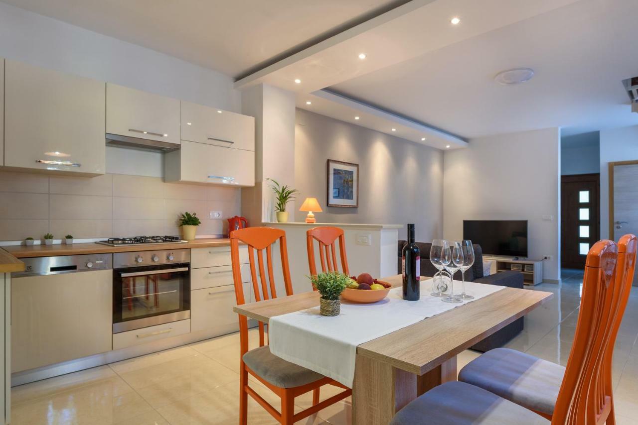 Apartment Perusko Пула Экстерьер фото